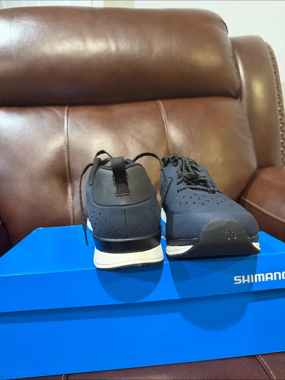 Shimano streamlined athletic